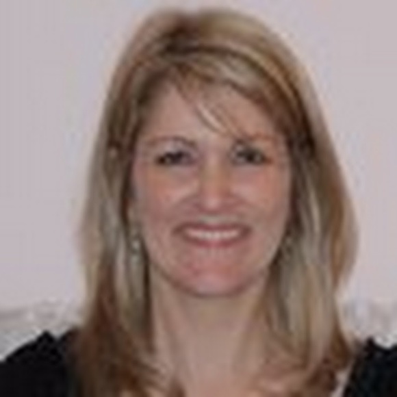 Meet your Posher, Lisa - Picture 1 of 1